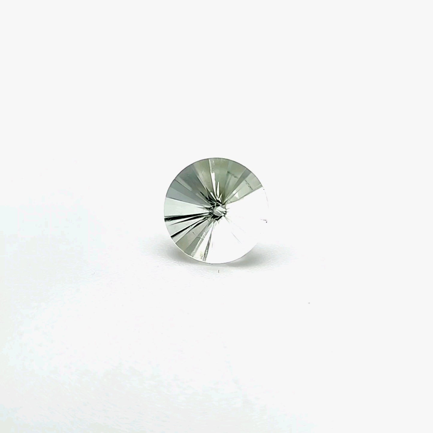 Prasiolite Round Pinwheel Cut 3.601ct