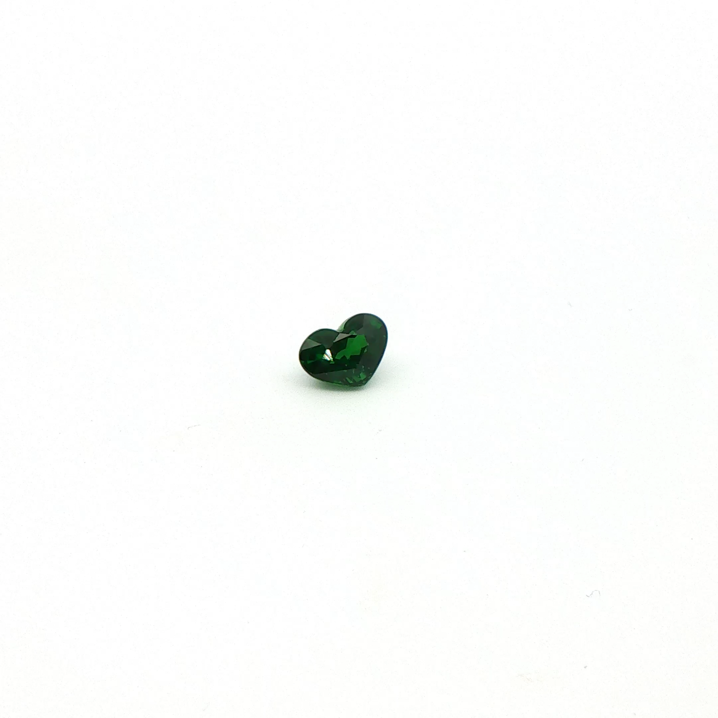 Tsavorite Heart 0.844ct