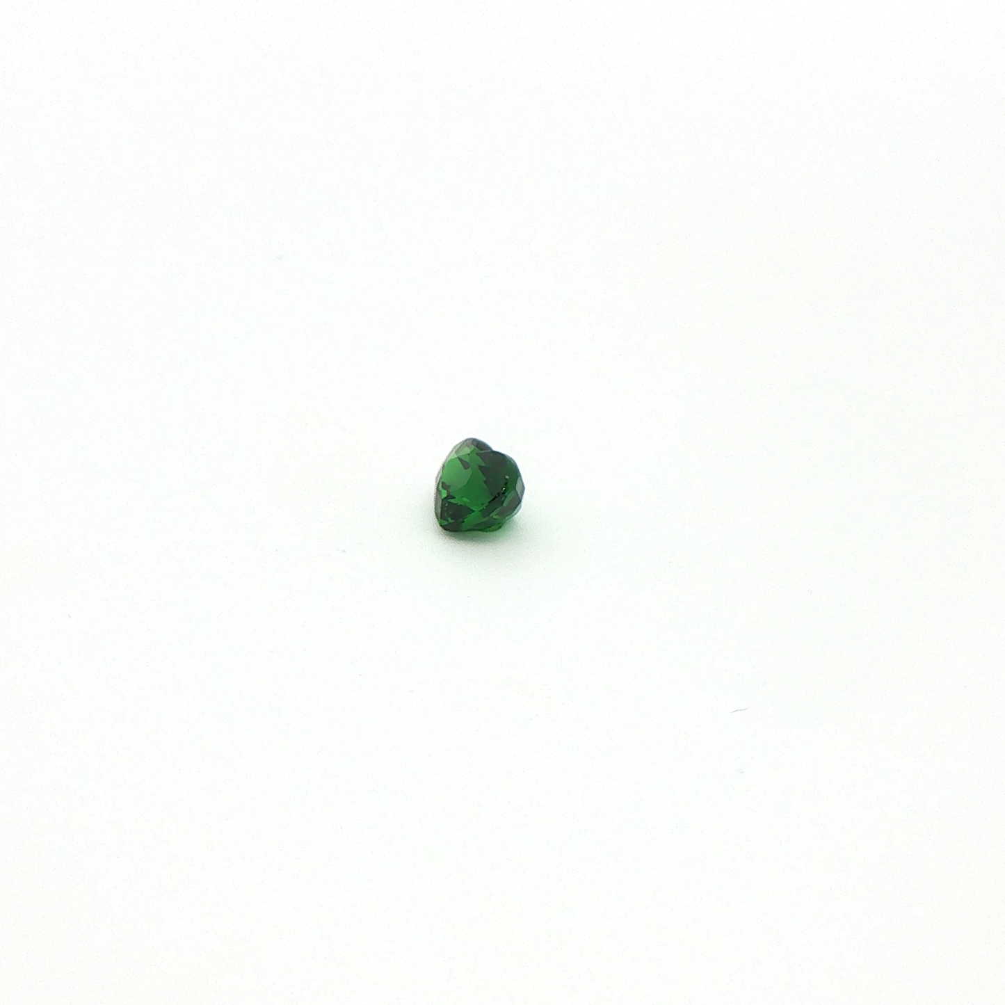 Tsavorite Heart 0.844ct