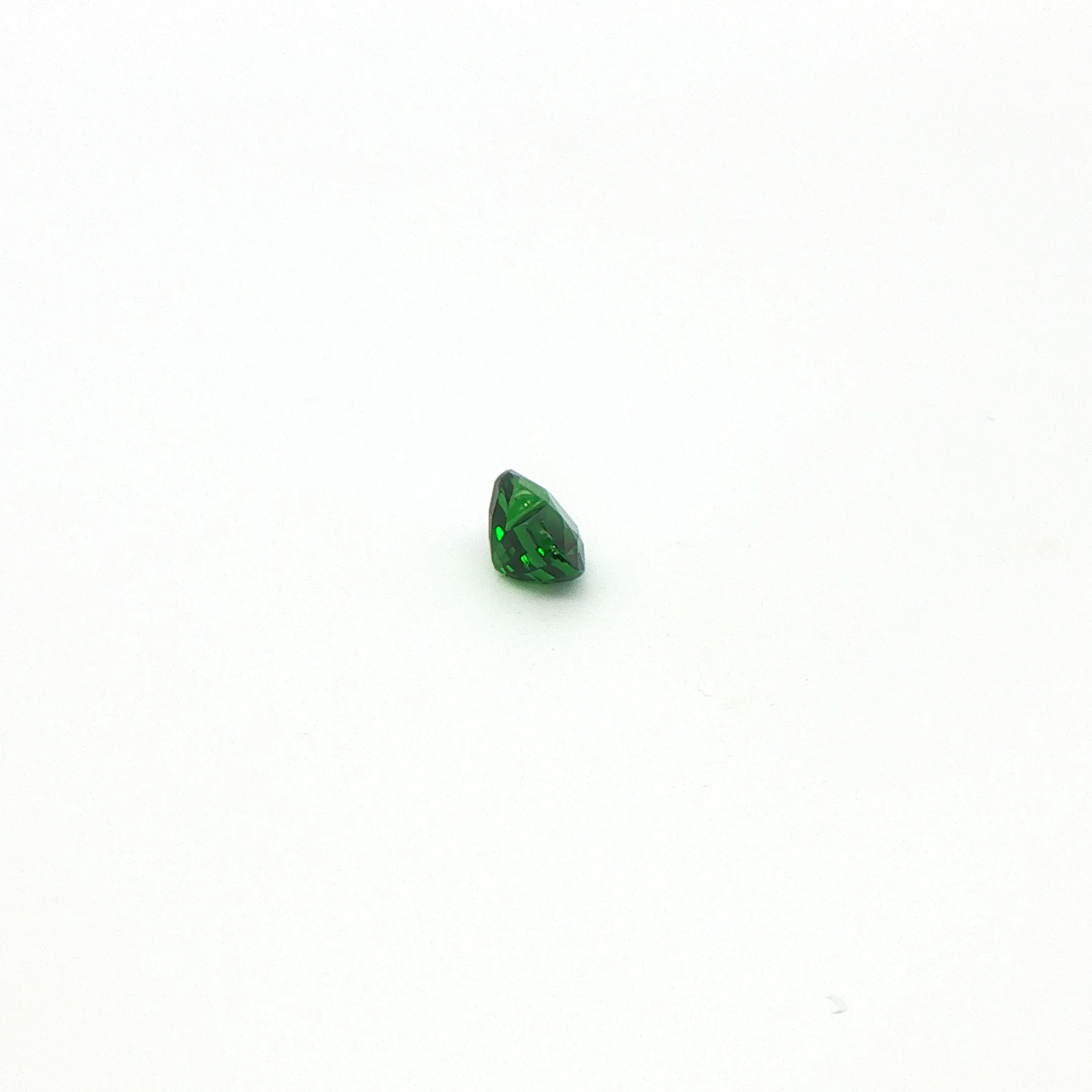 Tsavorite Heart 0.844ct