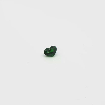 Tsavorite Heart 0.844ct