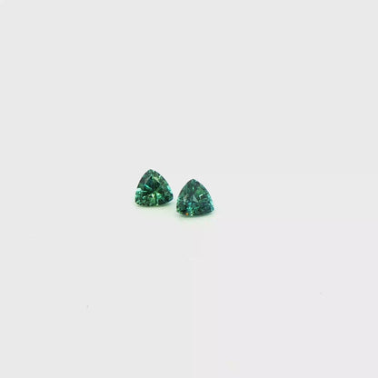 Peacock Sapphire Trilliant 1.072ct